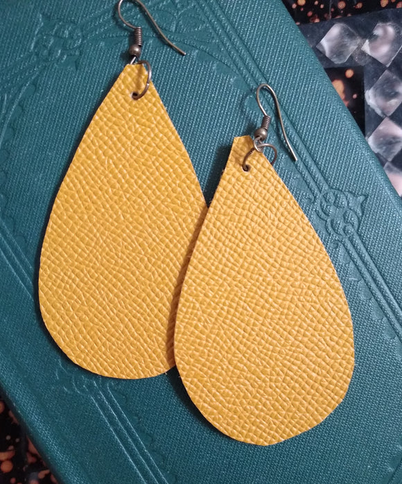 Mustard Teardrop earrings